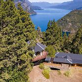 Arrayan Lake View Mountain Lodge & Casa De Te Arrayan