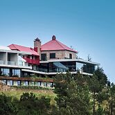 Casa de São Lourenço - Burel Panorama Hotel - Member of Relais & Châte