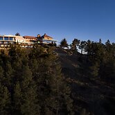 Casa de São Lourenço - Burel Panorama Hotel - Member of Design Hotels