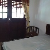 Yoho Lavonrich Bungalow