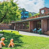 Brickyard Retreat at Mutianyu Great Wall