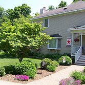 Black River Inn Bed and Breakfast
