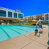 Bluebird Suites near Facebook HQ