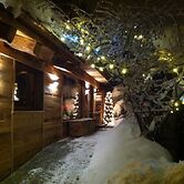 Les Trompeurs Chez Odette
