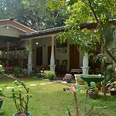 Sigiri Lodge