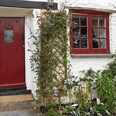 Tuckermarsh Quay River Cottage 2