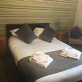 Crown Hotel