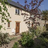 6 Malthouse Court