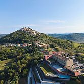 Winery & Design hotel ROXANICH