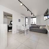 AW6 Derqui Apartment