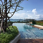 6 Avenue Surin by Lofty