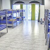 Albergue Arraigos - Hostel