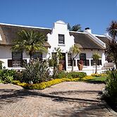 Cape Village Lodge