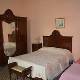 Casa El Colonial-Sr Julia Milanes Fernandez