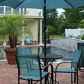 Hope and Glory Inn and Vineyard