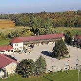 Listowel Country Inn