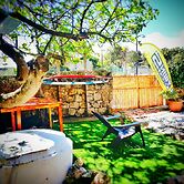 SURFtoLIVE House - Hostel