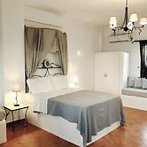 Sarakiniko View Studios