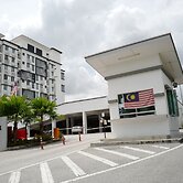 Pangsapuri Suria Kota Damansara by Friend