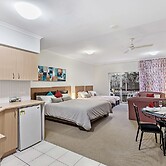 Zenith Studio Unit 3, 10 Messines Street