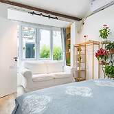 Beijing Drum Tower Luxurious Apartment