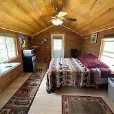 Alaska log cabins on the pond B & B