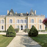 Domaine De Pouzelande B&B