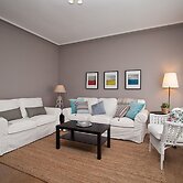 Cute & Spacious Eixample Apartment