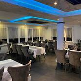 Louis Hotels