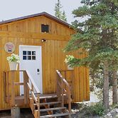 Arctic Dragonfly Inn