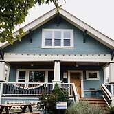 The Alberta Petite Hotel