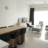 Damansara Foresta Ctmp Home by SYNC