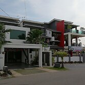 Millenium Maison Home