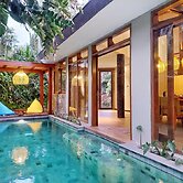 Villa 4-BR Klub Bunga No. 8 Batu Malang