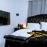 3 bedroom Executive House Ensuite