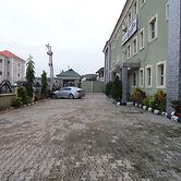 Akma Signature Hotel & Suites