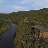 Inzalo Safari Lodge
