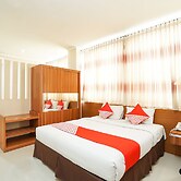 Maumu Hotel & Lounge