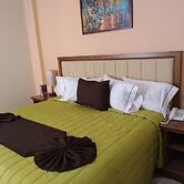 Hotel J&E by Serranillo