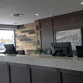 Super 8 by Wyndham Spruce Grove