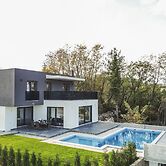 Holiday House Luxury