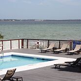 Palm Beach Club by Surfside VR