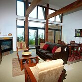 Pacific Rim Retreat