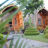 Ekas Garden Bungalow