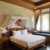 Rumah Stroberi Organic Farm and Lodge