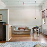 Mccloud Mercantile Hotel