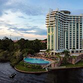 Tropical Executive Hotel