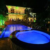 Yala Hotel River Front
