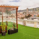 Casona 1914 Quito - Gothic Cathedral View Rooftop