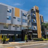 Limaq Hotel